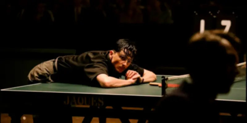 Marty Supreme : le biopic de Timothée Chalamet revisite l'histoire du tennis de table