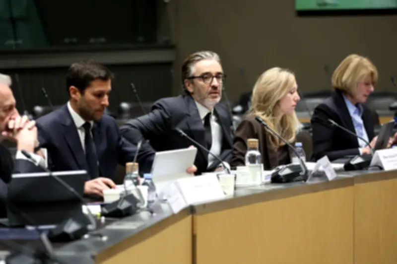 Mediawan face à la Commission Alloncle : le service public, un pilier contesté ?