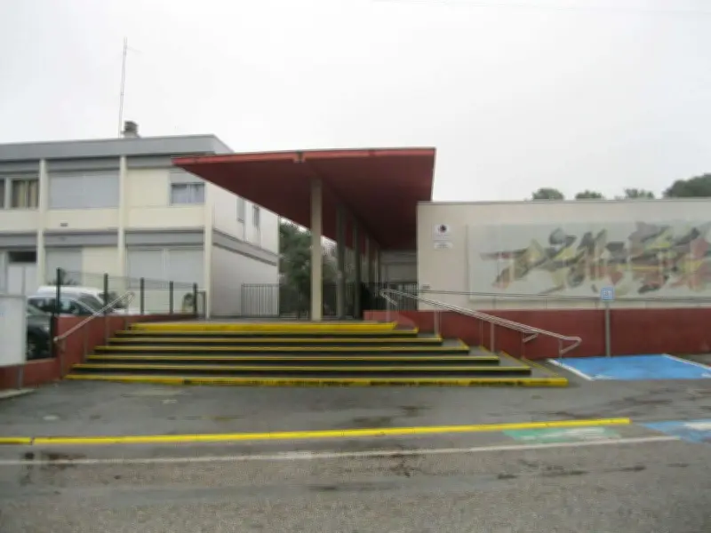 Menaces par mail : deux collèges de Gironde évacués après des alertes à la bombe