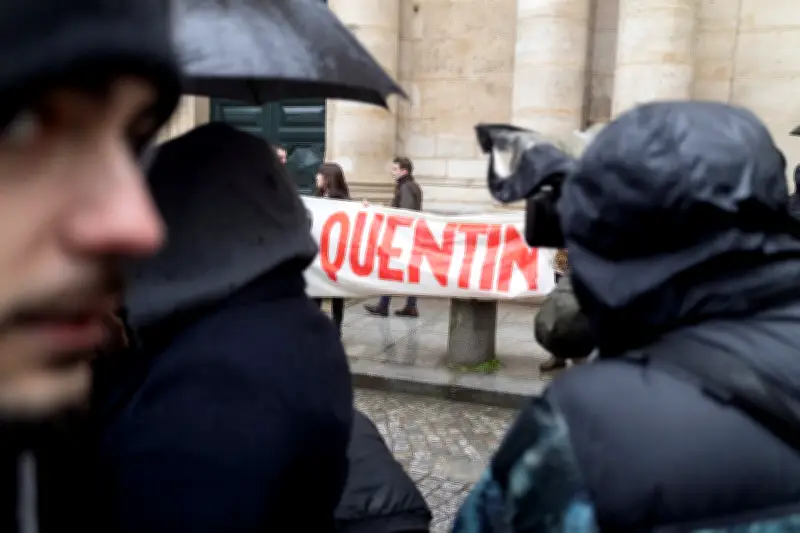 Mitterrand et LFI : comment les partis politiques façonnent leur image face à la violence