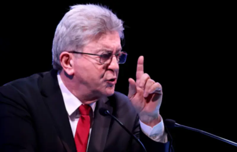 Mélenchon condamne la mort de Quentin Deranque et rejette les critiques de Lecornu