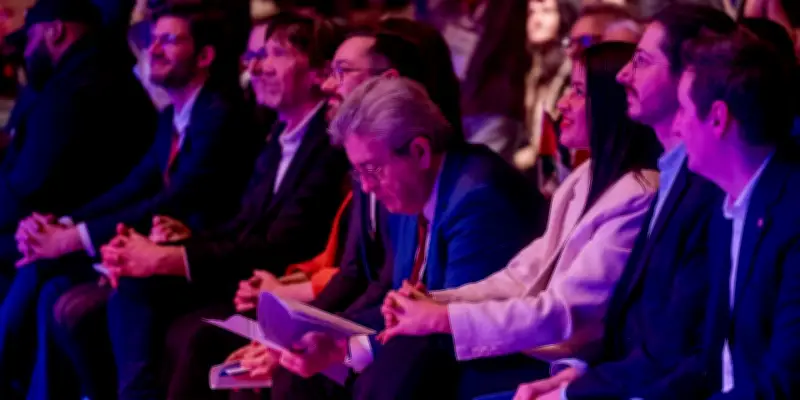 Mélenchon critiqué par RSF pour sa conférence de presse réservée aux médias alternatifs