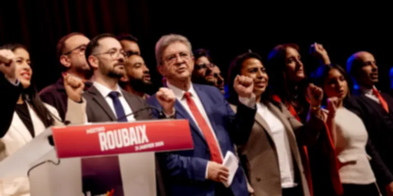 Mélenchon relance la polémique lors d'un meeting à Lyon, soutien à la Jeune Garde maintenu