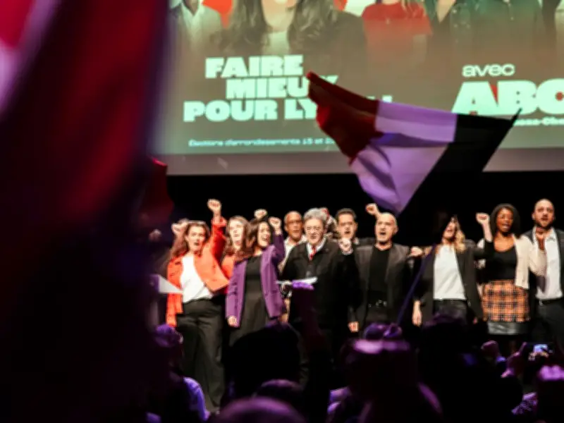 Mélenchon sur la prononciation d'Epstein : une sortie qui divise et marque un point de non-retour