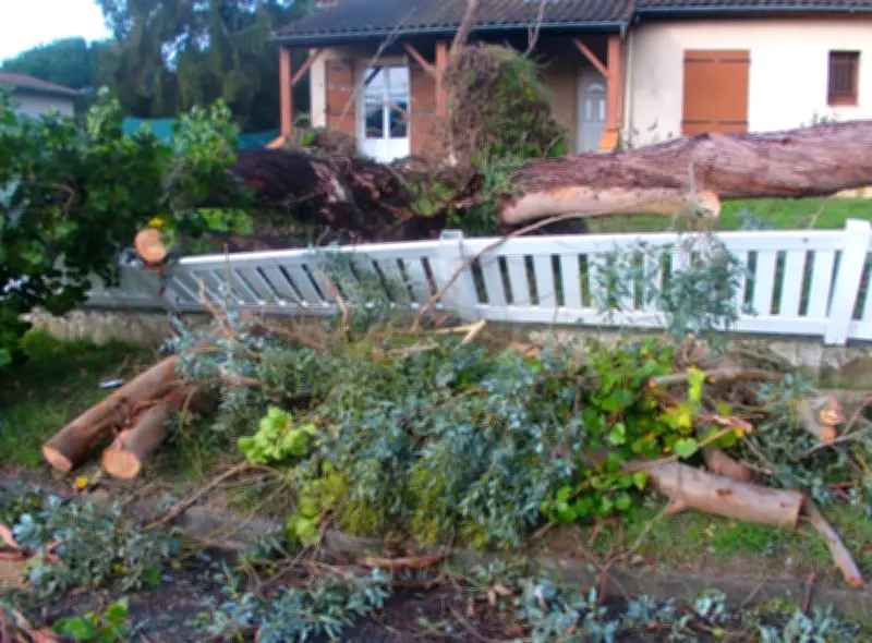 Montpouillan mobilisé face aux inondations : la salle de sport transformée en refuge