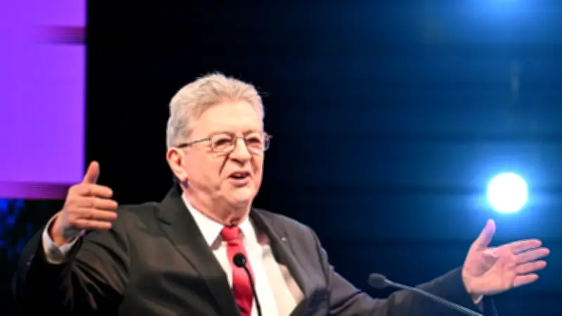 Mort de Quentin à Lyon : Mélenchon affirme que LFI n'a "rien à voir" avec l'affaire