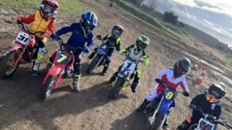 Motocross à Saint-Thibéry : stages, entraînements et préparation de l'Endurance des Volcans