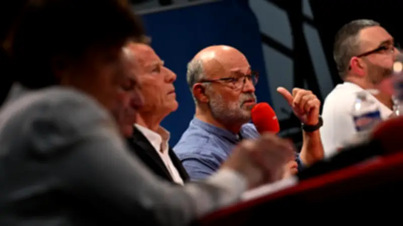 Municipales 2026 à Bagnols-sur-Cèze : la passerelle sur la Cèze divise les candidats