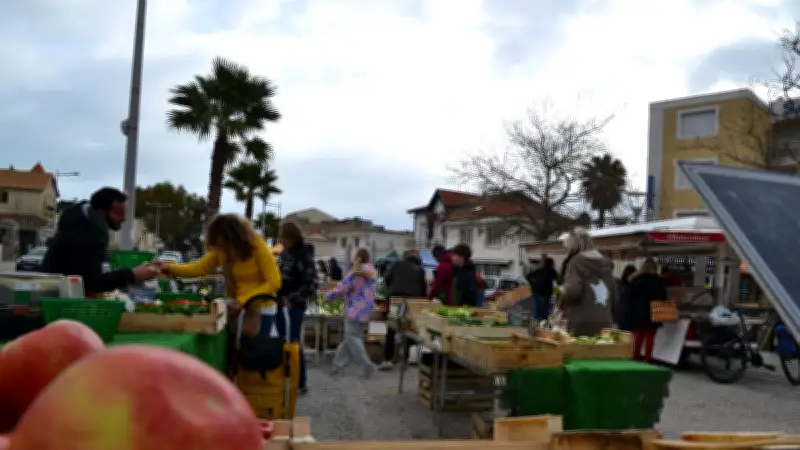 Municipales 2026 à Sète : les attentes des habitants de La Corniche, un village urbain en quête d'équilibre