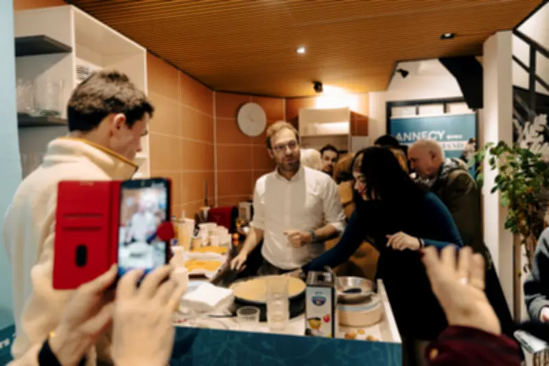 Municipales : les candidats Renaissance tentent de décrocher l'étiquette macroniste
