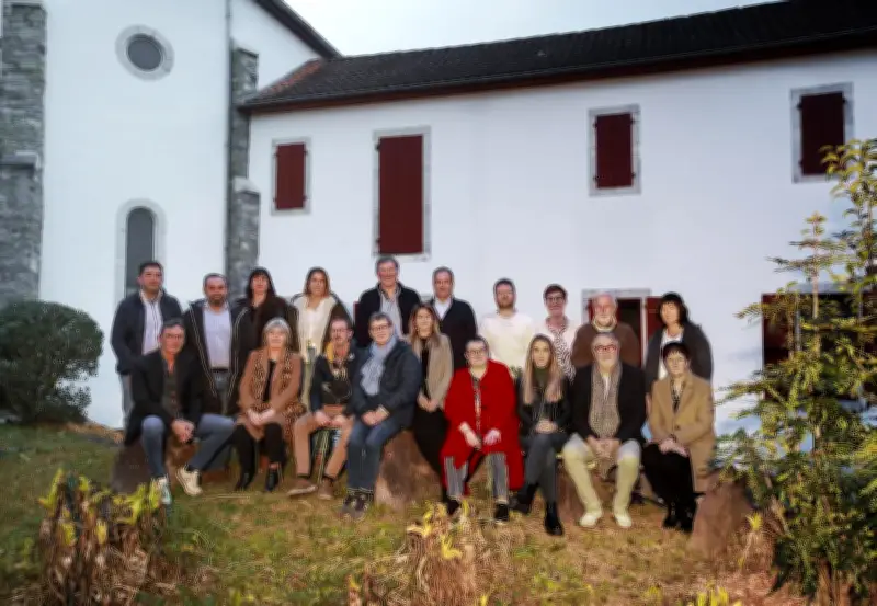 Municipales à Saint-Palais : Mayie Daguerre mène une liste apolitique pour un avenir responsable