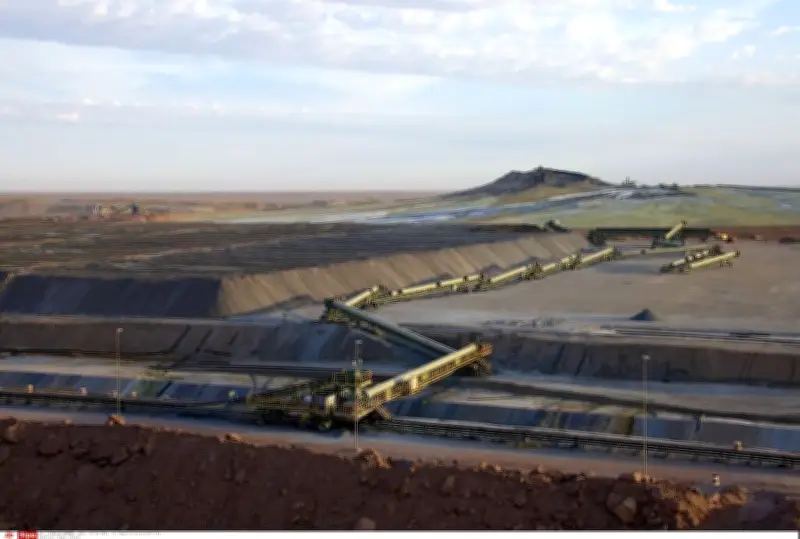 Niger : l'uranium de la Somaïr, un trésor convoité au cœur d'une crise géopolitique