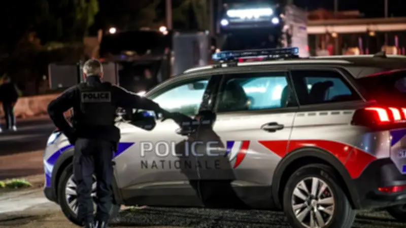 Nîmes : après des tirs contre la police, les syndicats exigent des renforts d'urgence