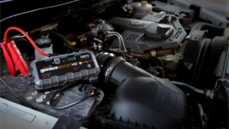 Norauto propose le booster Noco GB40 à moins de 100€ pour démarrer votre voiture en toute autonomie