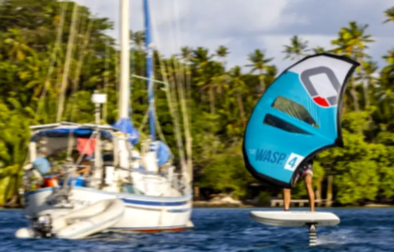 Nouvelle-Calédonie : un surfeur wing foil retrouvé mort, une attaque de requin suspectée