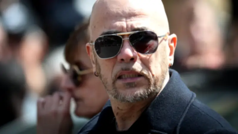 Pascal Obispo renonce aux tournées pour raisons de santé, se consacre à un nouvel album