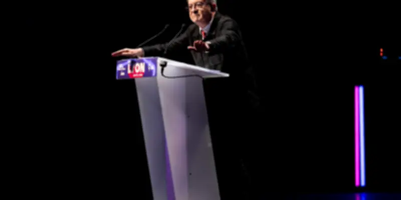 Perpignan, terrain d'affrontement entre Bardella et Mélenchon avant 2027