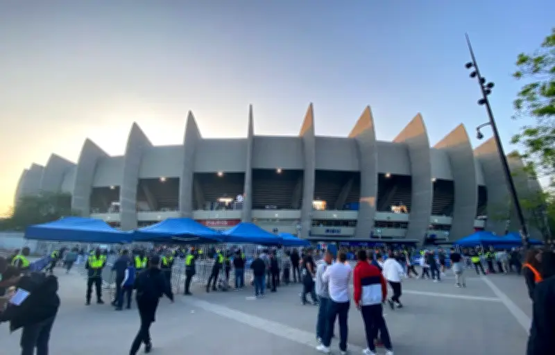 Pierre-Yves Bournazel propose de financer 80.000 parkings gratuits par la vente du Parc des Princes