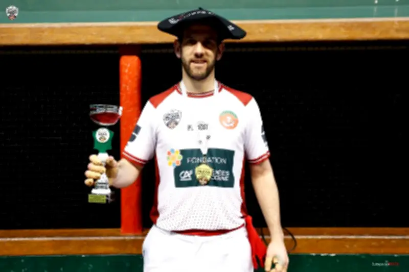 Pilotari amateurs en danger : 10 joueurs de première série face aux leaders de seconde