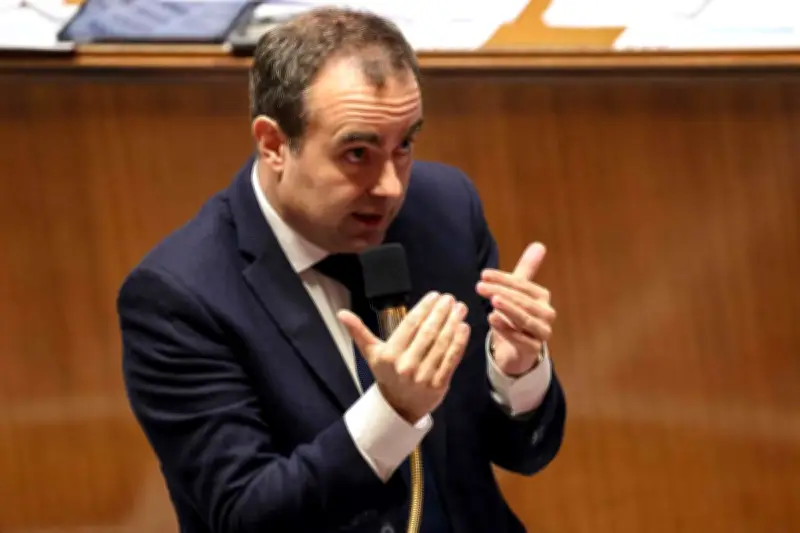 Plainte contre Lecornu rejetée : la CJR juge irrecevable l'accusation sur son master