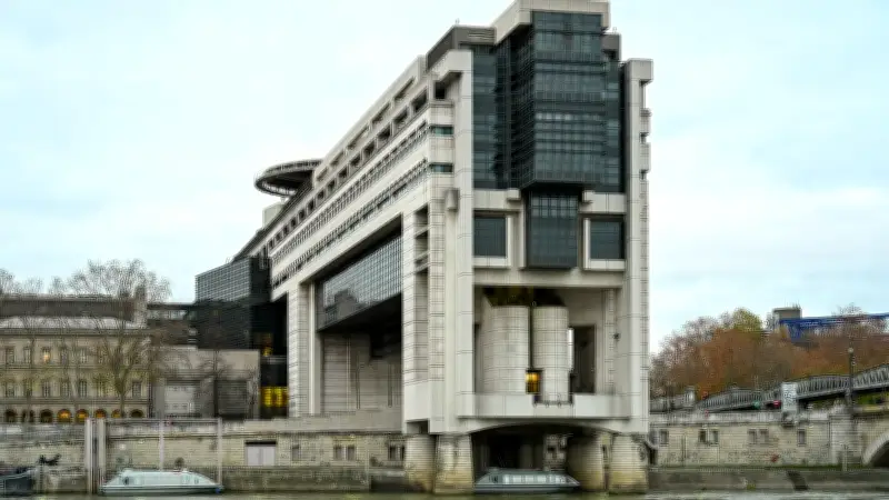 Plus de 13 000 foyers aisés échappent à l'impôt sur le revenu selon une note du Sénat