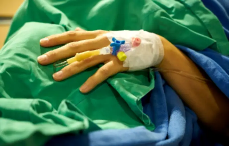 Poitiers : une patiente amputée après des infections nosocomiales réclame 3,2 millions d'euros