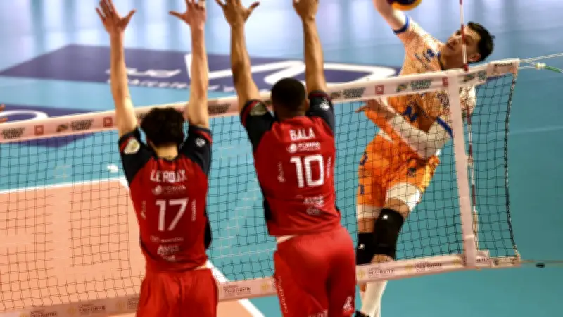 Pourquoi les clubs de volley italiens dominent-ils face aux équipes françaises ?