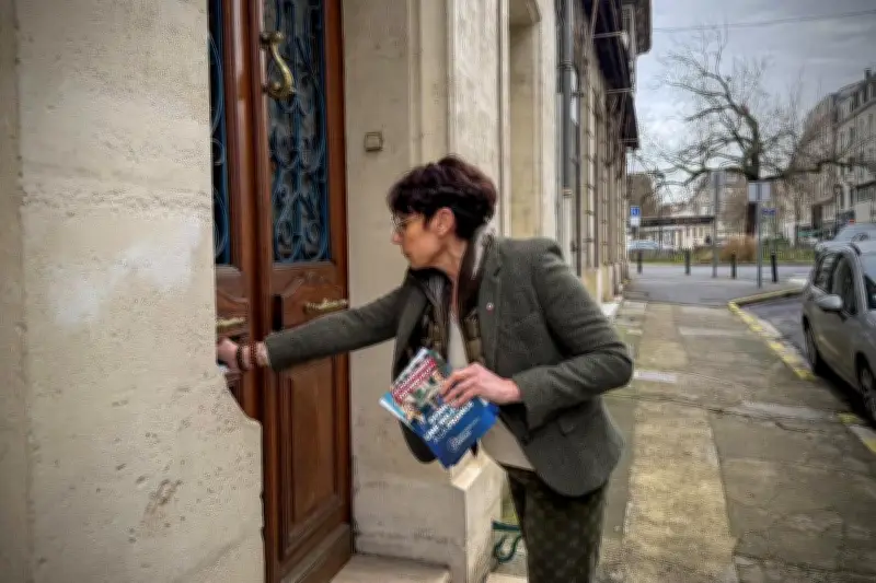 Périgord : tractages, alliances et petites phrases au cœur de la campagne municipale