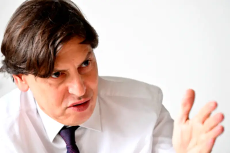 Primaire du socle commun : 50 % des Français approuvent pour éviter Bardella-Mélenchon