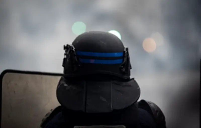 Procès à Lyon : un ancien magistrat témoigne de violences policières lors d'une manifestation des Gilets jaunes