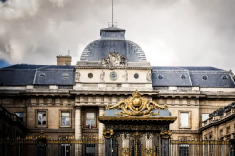 Procès Samuel Paty : deux magistrats écartés pour manquement à l'impartialité