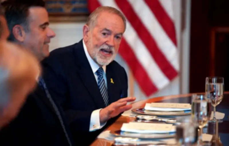 Propos de l'ambassadeur américain Huckabee sur Israël provoquent une tempête diplomatique