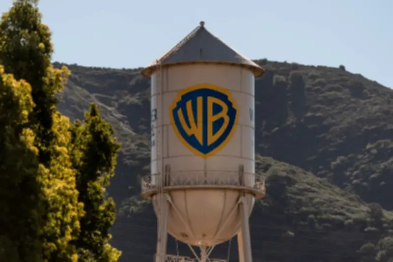 Rachat de Warner Bros : Paramount fait une offre finale, Netflix reste favori