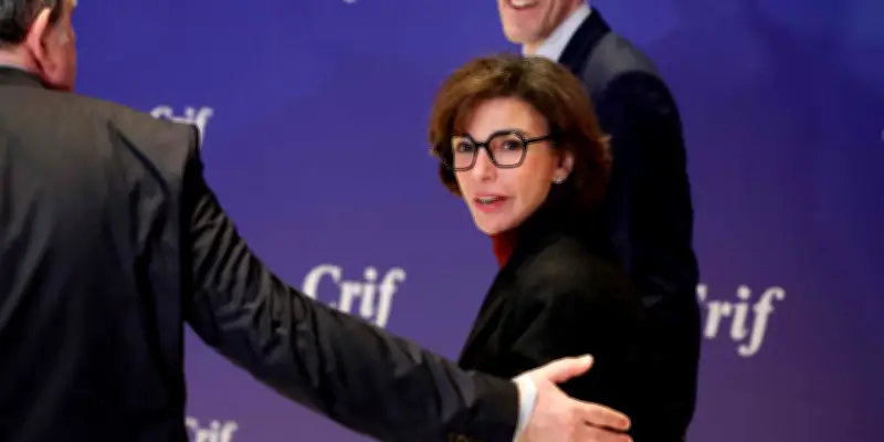 Rachida Dati candidate à Paris : le remaniement ministériel reporté à cause du RN