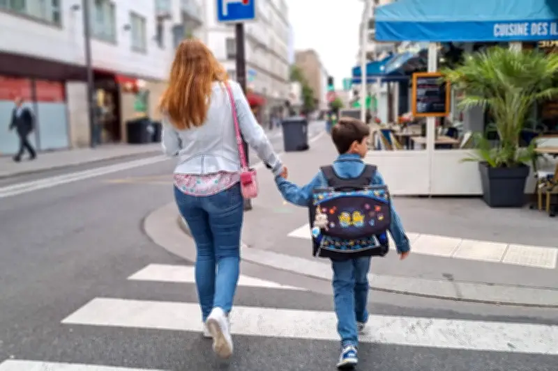 Rapport sur la natalité : 250 euros par enfant et congé parental rémunéré proposés