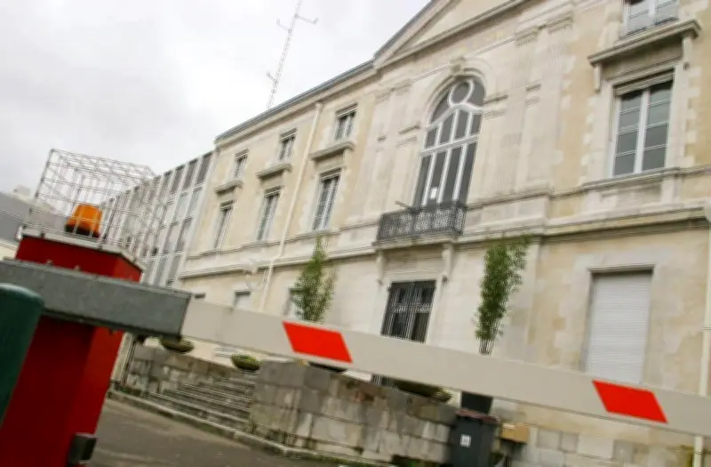 Récidiviste ivre au volant condamné à Dax après une fuite éperdue à Soustons