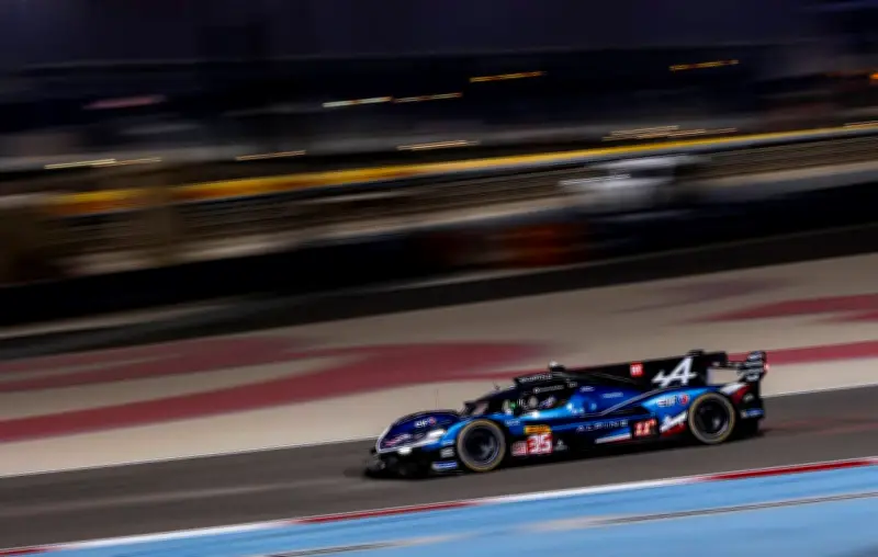 Renault coupe dans le sport auto : Alpine quitte le WEC, Dacia abandonne le Dakar