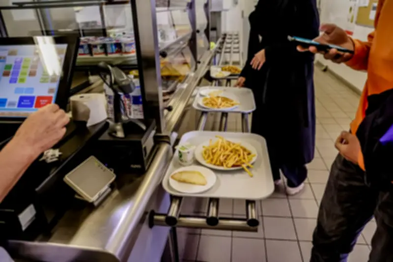 Repas à 1 euro pour tous les étudiants : le Cnous alerte sur les risques de saturation