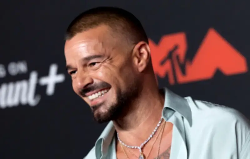 Ricky Martin honoré par un café de Miami : boissons gratuites à vie