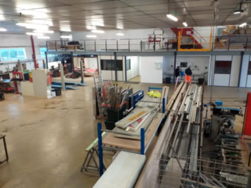 Rénovation du centre technique municipal par les agents : des compétences valorisées