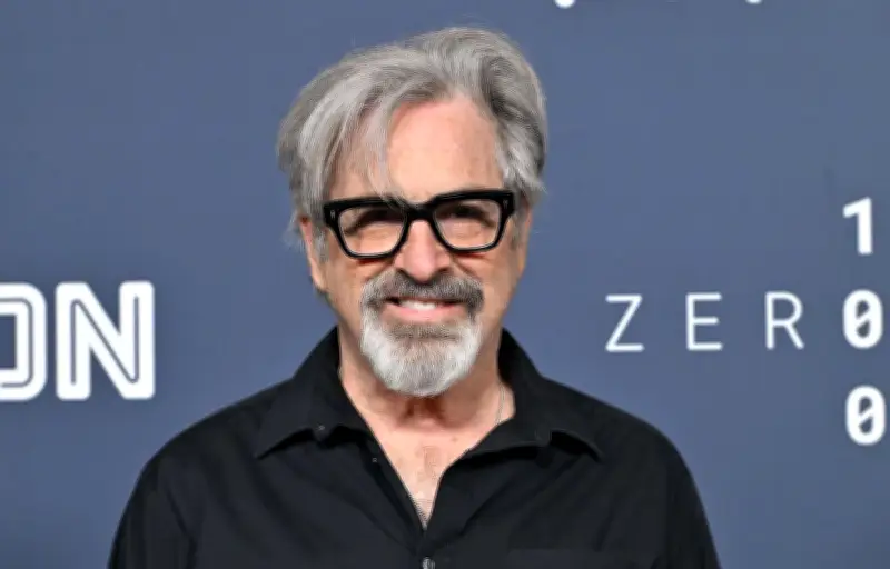 Robert Carradine, acteur de Lizzie McGuire, s'est suicidé après des décennies de trouble bipolaire