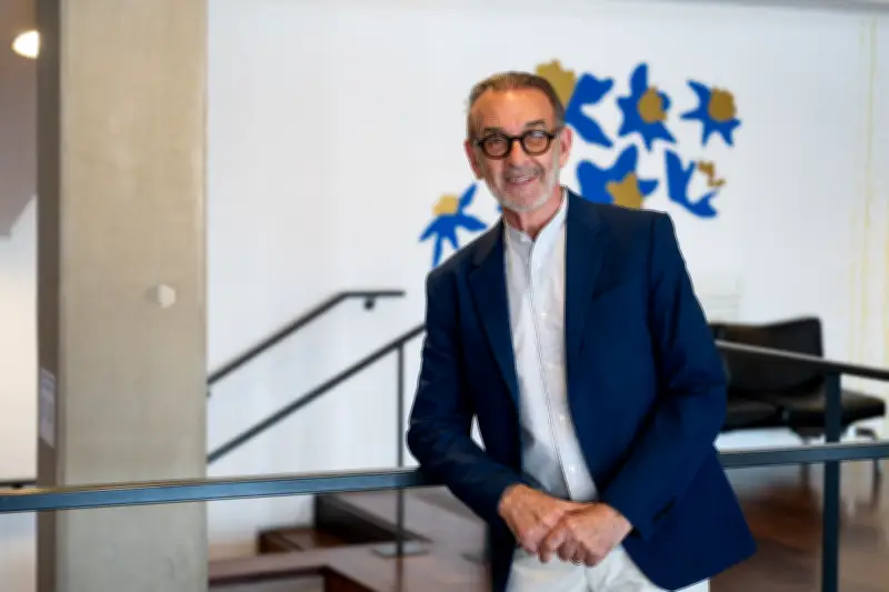 Robin Renucci reconduit à La Criée : son combat pour l'éducation populaire par le théâtre