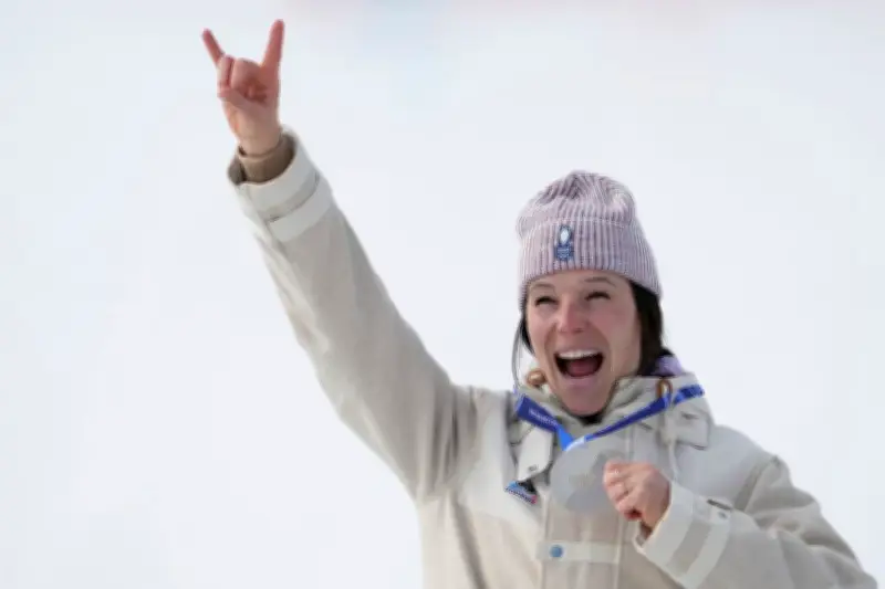 Romane Miradoli décroche l'argent dans le brouillard des Alpes italiennes