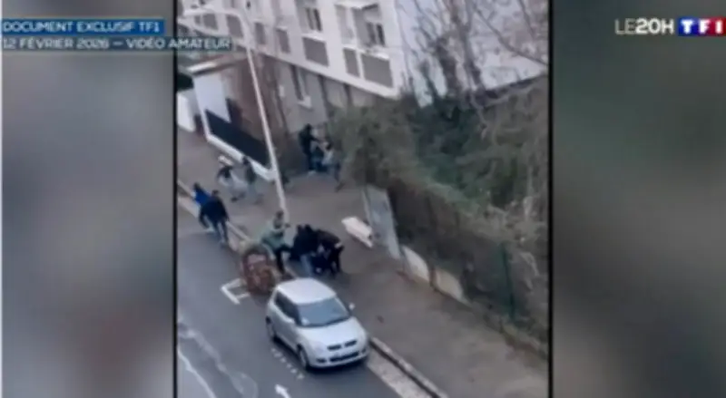 Sacharnier sur un homme à terre : « Ce n’est pas Antifa, c’est FA »