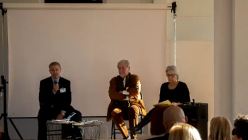 Saint-Ambroix : Carletto dévoile son plan pour le Dugas lors d'une réunion publique