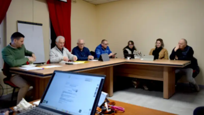 Saint-Just : le PLU définitivement approuvé, un conseil municipal sous tension avant les élections