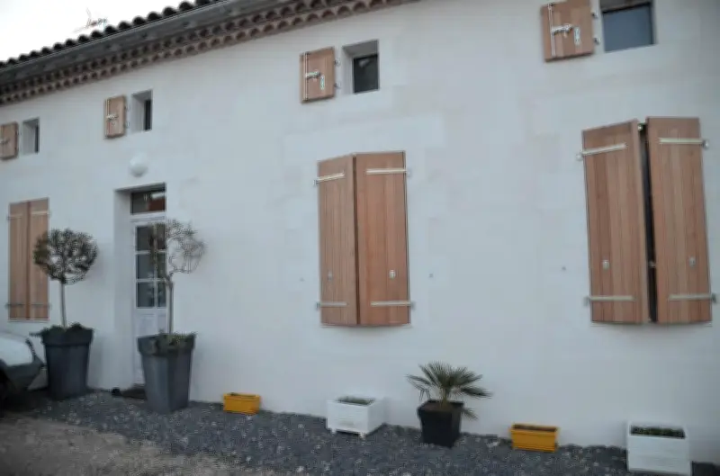 Saint-Martial-de-Mirambeau transforme une ancienne épicerie en logement locatif