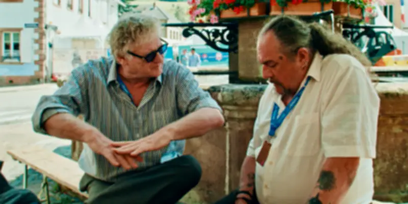 Sainte-Marie-aux-Mines : deux flics déclassés dans une enquête loufoque de Claude Schmitz