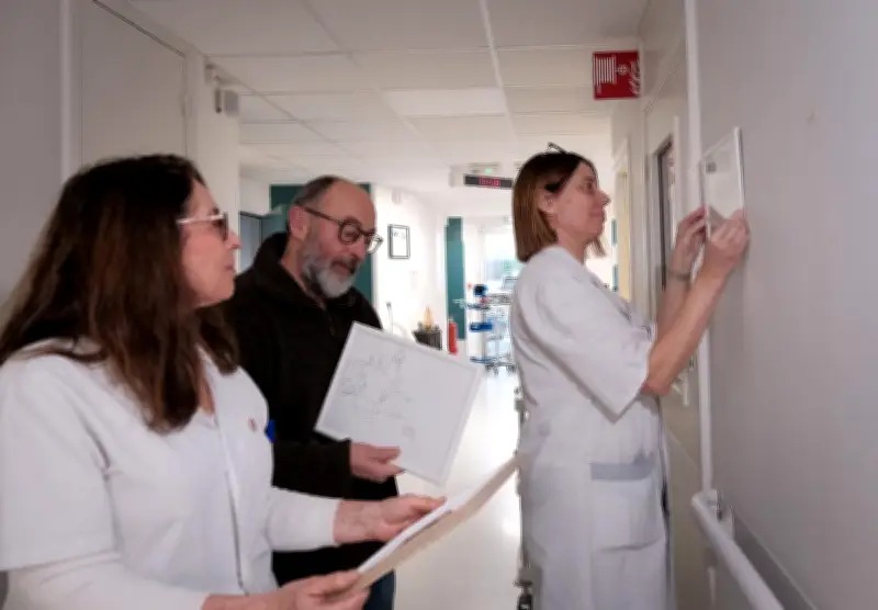 À Saintes, des dessins croqués sur le vif illuminent l'unité de soins palliatifs