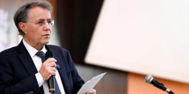 Serge Grouard présente un bilan sécuritaire flatteur à Orléans avant les élections